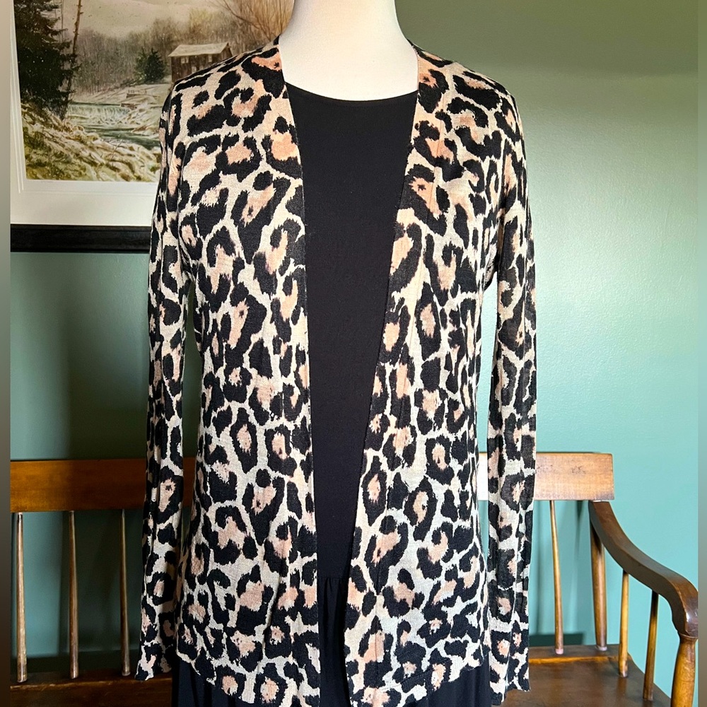 ♥️ LOFT Lightweight Sweater SZ Medium